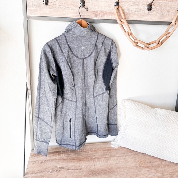 Lululemon half zip long sleeve top - Picture 2 of 4